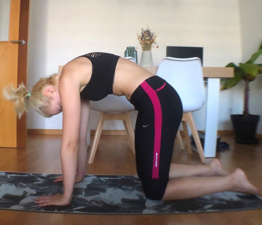 Yoga estirar espalda